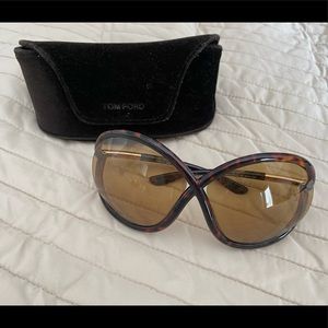 Tom Ford sunglasses with case